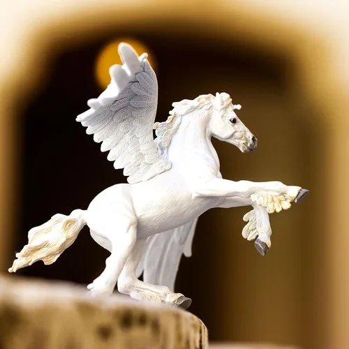 Vista 7 de Safari Ltd Mythical Realms Pegasus