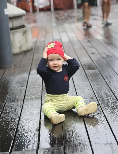 Vista 2 de Disfraz de bebé niño recién nacido uniforme con sombrero