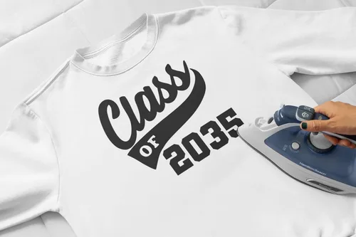 Vista 2 de Senior 2035 Iron On Transfer for Shirts, Black