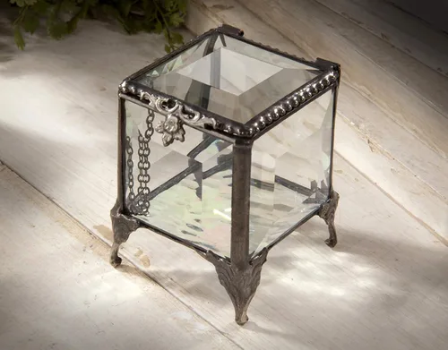 Vista 8 de J Devlin - Joyero decorativo de cristal biselado, caja 153