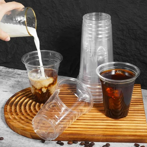 Vista 2 de Paquete de 25 vasos de plástico transparente de 12 onzas con tapas y popotes, resistentes y seguros para alimentos, vasos desechables para café