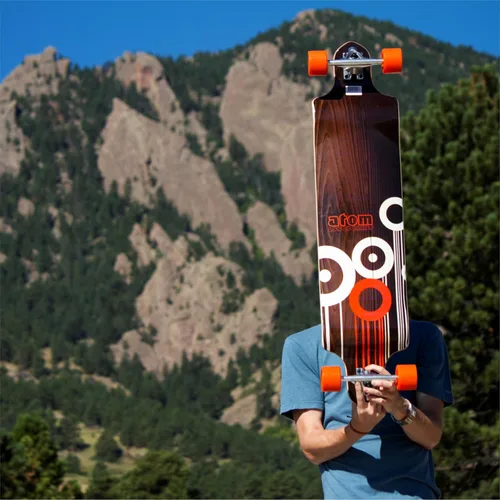 Vista 7 de Atom Drop Deck tabla de longboard de 41 pulgadas.