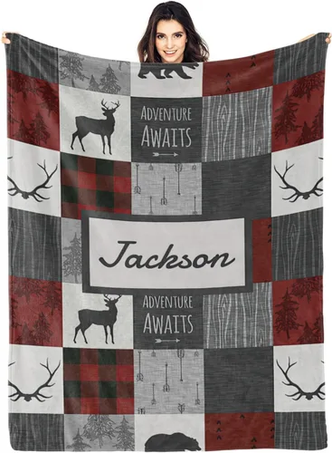 Vista 40 de Woodland - Manta de bebé personalizada para niños, manta de bebé personalizada con nombre Adventure Awaits Stuff recién nacido, regalo de guardería