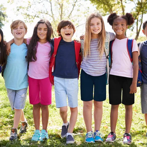 Vista 6 de Resinta Paquete de 3 pantalones cortos largos activos para niñas, pantalones cortos de baloncesto y fútbol, pantalones cortos deportivos para niñas