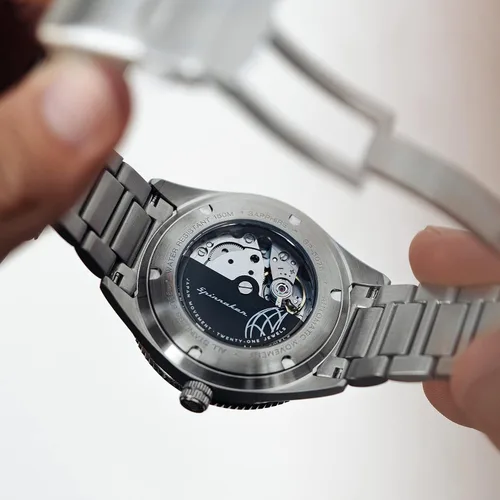 Vista 3 de Spinnaker Mens 42mm Cahill Mid Size Automatic 3 Hands Watch with Solid Stainless Steel Bracelet SP-5075