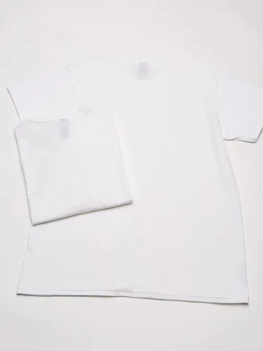 Vista 4 de Hanes Camiseta de algodón con bolsillo Nano Premium para hombre (paquete de 2)