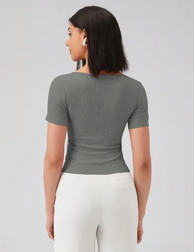 Vista 3 de Bashafo Camisetas de manga corta con cuello en V para mujer, ajustadas, casuales, de punto acanalado