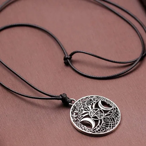 Vista 5 de QIAN0813 Celttic Knot Triple Moon Pentagram Pentacle Star Wicca Pendant Necklace Round Pagan Jewelry