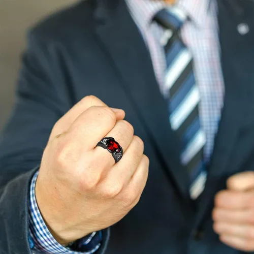 Vista 5 de Anillo ovalado de circonita cúbica 5A de corte múltiple para hombre, anillo de acero inoxidable 316L negro con gemas de cristal, anillo