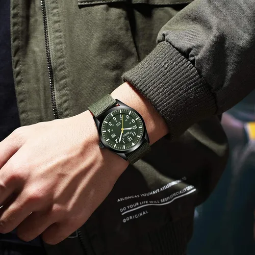 Vista 7 de Relojes militares para hombre, reloj militar militar de cuarzo analógico impermeable para hombre, pantalla de fecha, nailon táctico, deportes