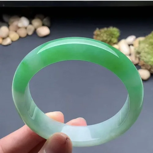 Vista 6 de Nueva pulsera de esmeralda yanglvpiaohua pulsera de moda de alta gama para mujer