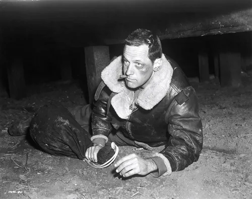 Vista 3 de Stalag 17 4KUHD 4K UHD