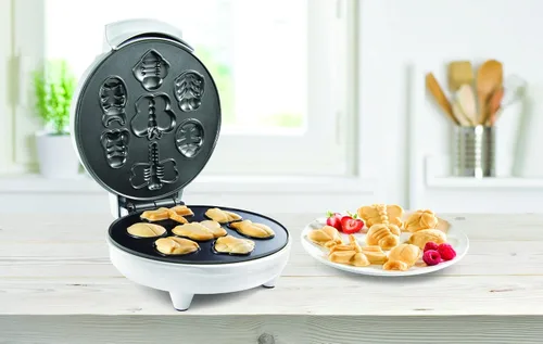 Vista 9 de The Original Creepy Crawly Bug Waffle Maker- 7 divertidos panqueques diferentes en forma de insectos, mariposa Lady Bug Bee y más, plancha eléctrica