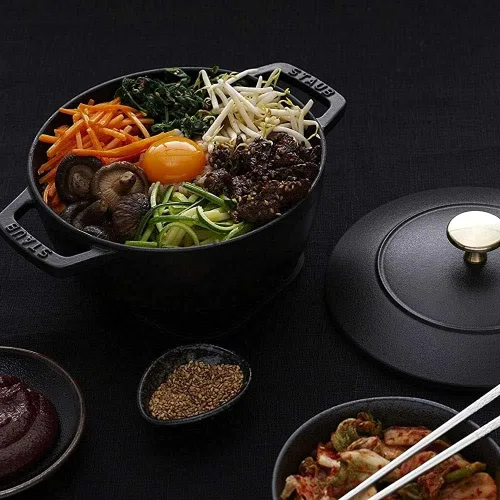 Vista 4 de staub La Cocotte de GOHAN 40509-655 La Cocotte de GOHAN Black M 6.3 pulgadas (6.3 in), olla de hierro fundido, compatible con inducción, olla