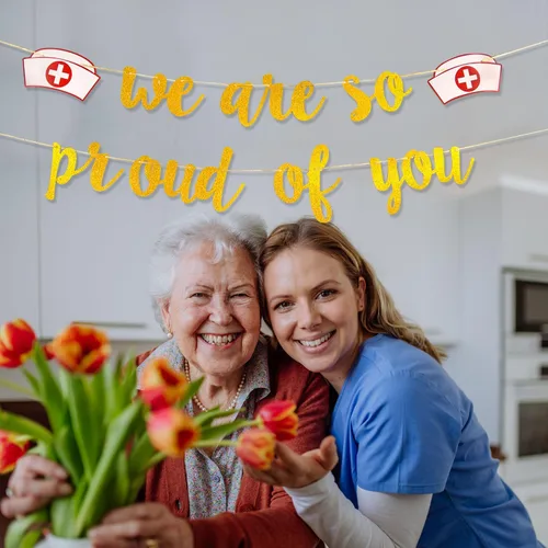 Vista 3 de Cartel de graduación con texto en inglés «We Are So Pround Of You» para enfermera, personal médico, enfermera, fiesta de jubilación, fiesta