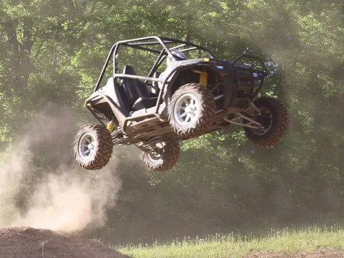 Vista 6 de SuperATV Kit de elevación de viaje largo de 6 pulgadas de alto espacio libre para Polaris RZR 800 (2008-2014) - Negro