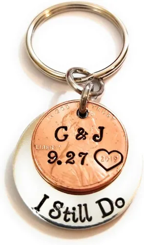 Vista 12 de Tucker's Trinkets And Treasures Personalized Anniversary Year Penny, I Still Do Key Chain, Wedding Anniversary, Couples Gift