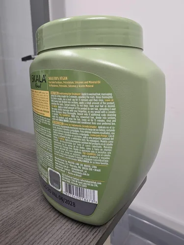 Vista 3 de SKALA Botânica Jaborandi Scarabotanica Jabolange 2 en 1 Tratamiento Capilar 35.27 oz