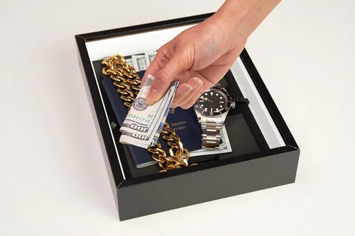 Vista 3 de Marco de fotos seguro para desviación: mini caja fuerte con compartimento secreto oculto para almacenar tu dinero, efectivo, joyas o hierbas.