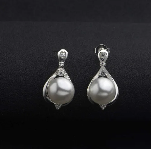 Vista 6 de Conjunto de joyas de plata esterlina 925 de moda para mujer con cristal y simulación de perlas de anillo de pendientes collar de joyería con cristal
