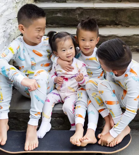 Vista 3 de Burt's Bees Baby - Pijama para niña, con cremallera delantera y pies cerrados antideslizantes, de algodón orgánico 100%, para niñas pequeñas