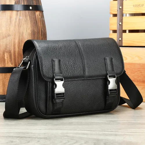 Vista 6 de Bolso bandolera de cuero genuino para hombre, estilo vintage, hecho a mano, bolso cruzado casual para viajes de negocios