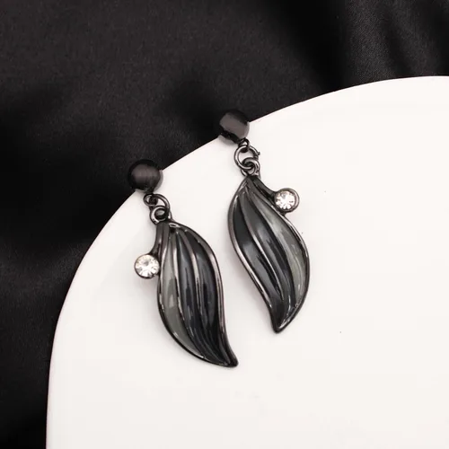Vista 5 de SFE Conjunto de joyería bohemia con diseño de triángulo irregular para mujer