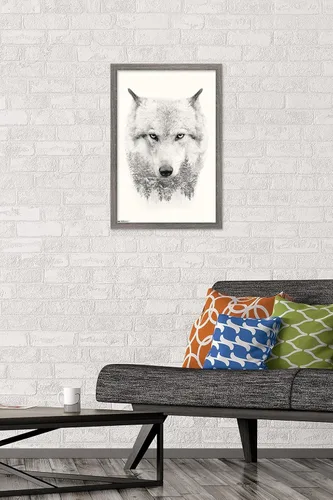 Vista 2 de Trends International Póster de pared de lobo - árboles, 14.725 x 22.375 pulgadas, versión enmarcada de madera de granero