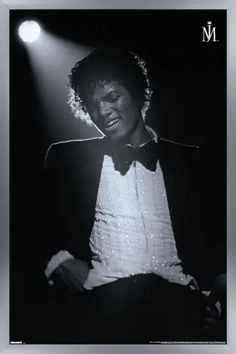 Vista 11 de Trends International Michael Jackson - Póster de pared Spotlight, 22.4 pulgadas de largo x 14.7 W, versión enmarcada en madera de granero Versión