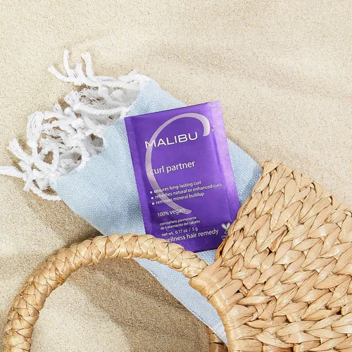 Vista 4 de Malibu C Curl Partner Wellness Remedy (12 paquetes) – Elimina la acumulación mineral para un cabello más saludable y rizado más rebotante – Contiene