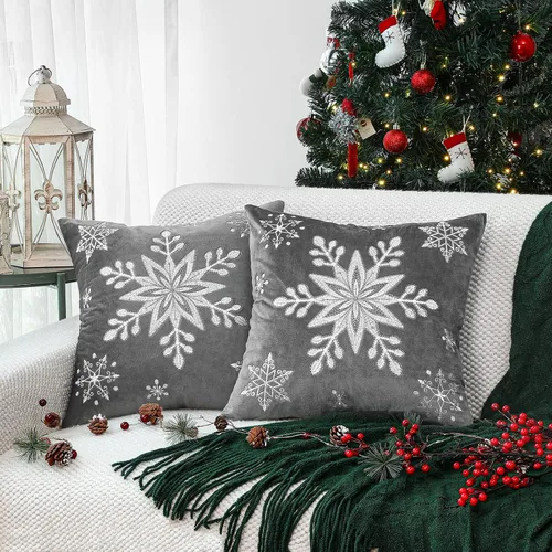 Vista 14 de Lewondr - Fundas de almohada navideñas con copo de nieve de 20 x 20 pulgadas, color blanco y amarillo Velvet Texture, Exquisite Embroidery