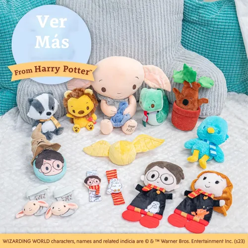 Vista 6 de Kids Preferred Harry Potter Dobby Peluche Relleno Animal El Adorable Elfo Doméstico Sosteniendo Su Icónico Calcetín para Bebés, Niños Pequeños