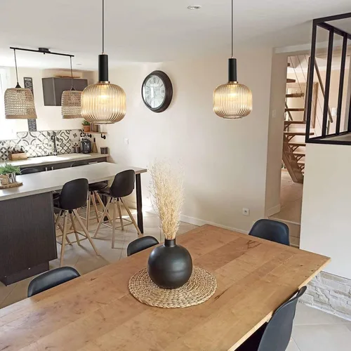 Vista 3 de Lámpara colgante negra y pantalla de luz a rayas de vidrio, iluminación colgante moderna para isla de cocina, casa de campo, luces colgantes