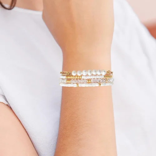 Vista 5 de Delicado juego de pulseras de cuentas de cristal de perlas de oro para mujer, chapado en oro real de 14 quilates, cuentas de cristal de perlas