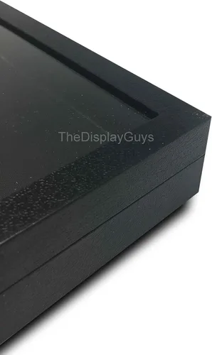 Vista 3 de Caja de reloj de madera con cerradura con ventana de cristal en la parte superior, vitrina organizadora F o anillos, pulsera, collar, pendientes