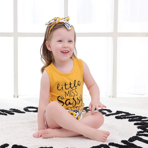Vista 6 de PigMaMa Conjunto de ropa para bebé niña de 3 piezas, sin mangas, camiseta sin mangas, pantalón de flores, diadema