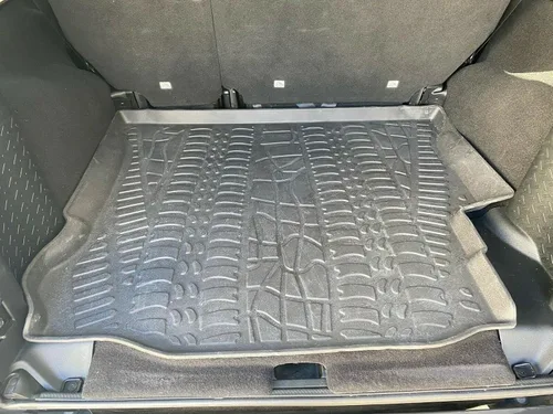 Vista 9 de Forro de carga - Tapete de maletero para Jeep Wrangler 2007-2018 – Tapetes de maletero resistentes a la intemperie para automóviles con borde