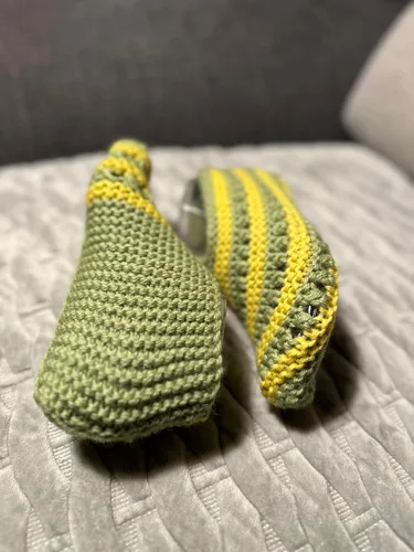 Vista 4 de Womens Handmade 100% Wool Knitted Slipper Socks (Medium, Yellow Lime)