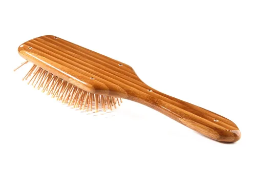 Vista 4 de Bass Cepillos Cepillo para peinar y desenredar Pin de nailon de grado profesional Mango de bambú puro Paleta pequeña Acabado sólido Modo