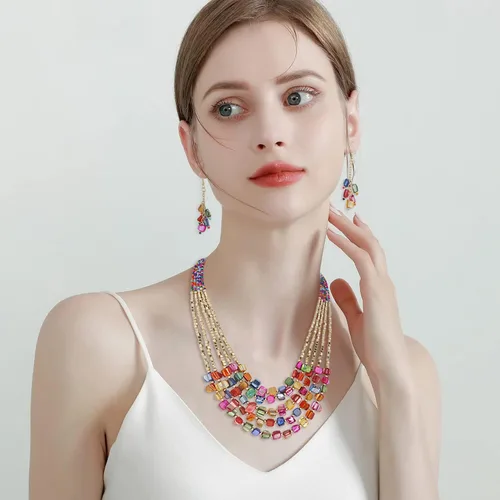 Vista 2 de Firstmeet Juego de collar bohemio con cuentas de concha en capas para mujer, joyería irregular de cuentas de semillas