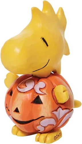 Vista 4 de Enesco Peanuts by Jim Shore Colección de Halloween Woodstock vestido como una calabaza en miniatura, resina hecha a mano, pintada a mano