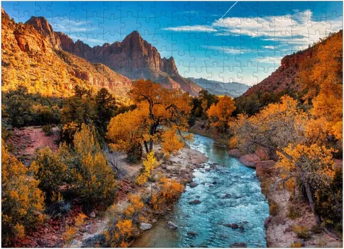 Vista 7 de MyPuzzle View of Watchman Mountain and The Virgin River in Sion National Park en el suroeste de los Estados Unidos, cerca de Springdale, Utah