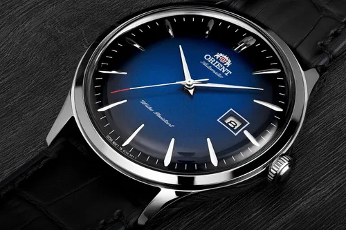 Vista 4 de Orient Reloj automático de acero inoxidable para hombre con correa de cuero, negro, 22 (Modelo FAC08004D0), Pulsera