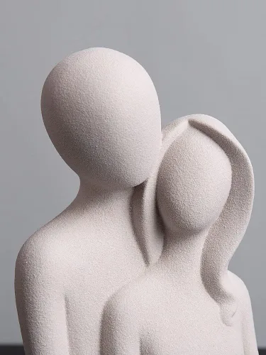 Vista 5 de HYFAN Estatua de amor abrazando pareja cerámica decoración romántica adorno figura regalo escultura significativa para dormitorio, hogar, oficina