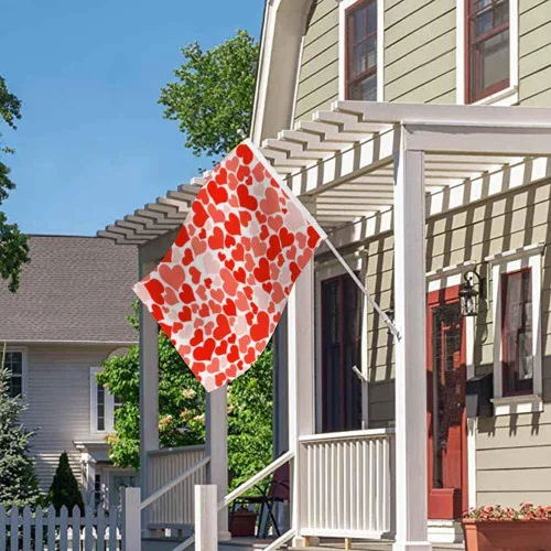 Vista 4 de Swono Bandera de corazón rosa romántico de San Valentín para exteriores e interiores, bandera de 3 x 5 pies para granja