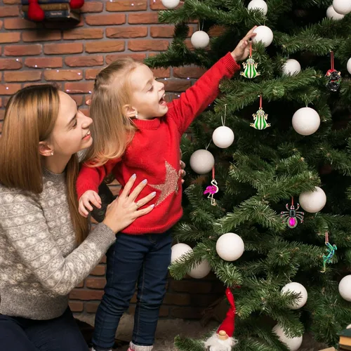 Vista 2 de Adornos de Rana Verde para Árbol de Navidad - Adornos de Rana de Navidad de Metal Adornos de Rana Verde Weihnachtsgurke Decoración de Navidad