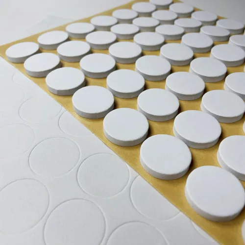 Vista 9 de Almohadillas autoadhesivas de fieltro de espuma para proteger muebles de mesa y gabinete parachoques de cajones (blanco Φ 3/8 pulgadas x 216 piezas)