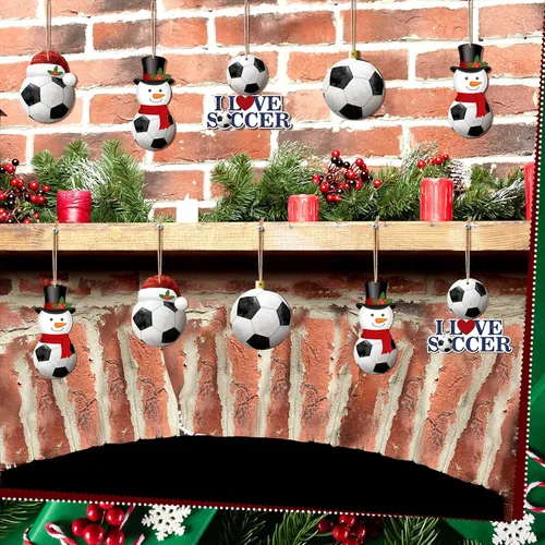 Vista 5 de Karenhi 24 adornos de pelota de fútbol de Navidad, adorno de muñeco de nieve de fútbol, bola de madera, adornos de árbol de Navidad, recortes