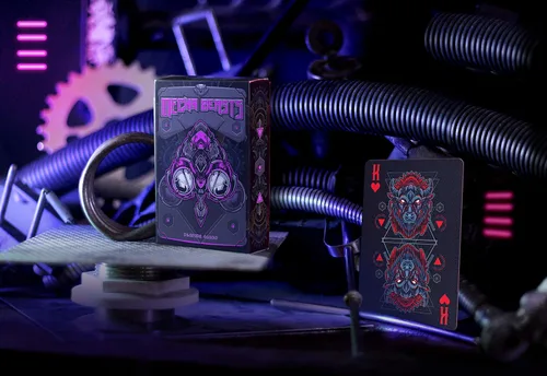 Vista 7 de Mecha Beasts - Juego de cartas de Gent Supply