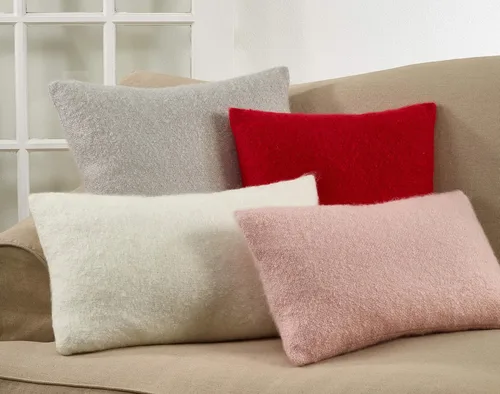Vista 3 de SARO LIFESTYLE Angora Collection - Almohada de plumón de mohair sintético, 22 pulgadas, color gris
